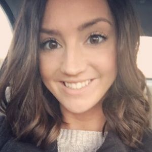 Meet your Posher, Katelyn